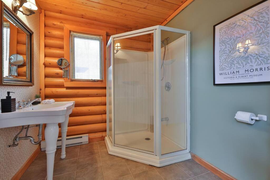 Le Courchevel Luxe Chalet - Private Pool - Jacuzzi - Ski Saint Adolphe D'Howard 外观 照片
